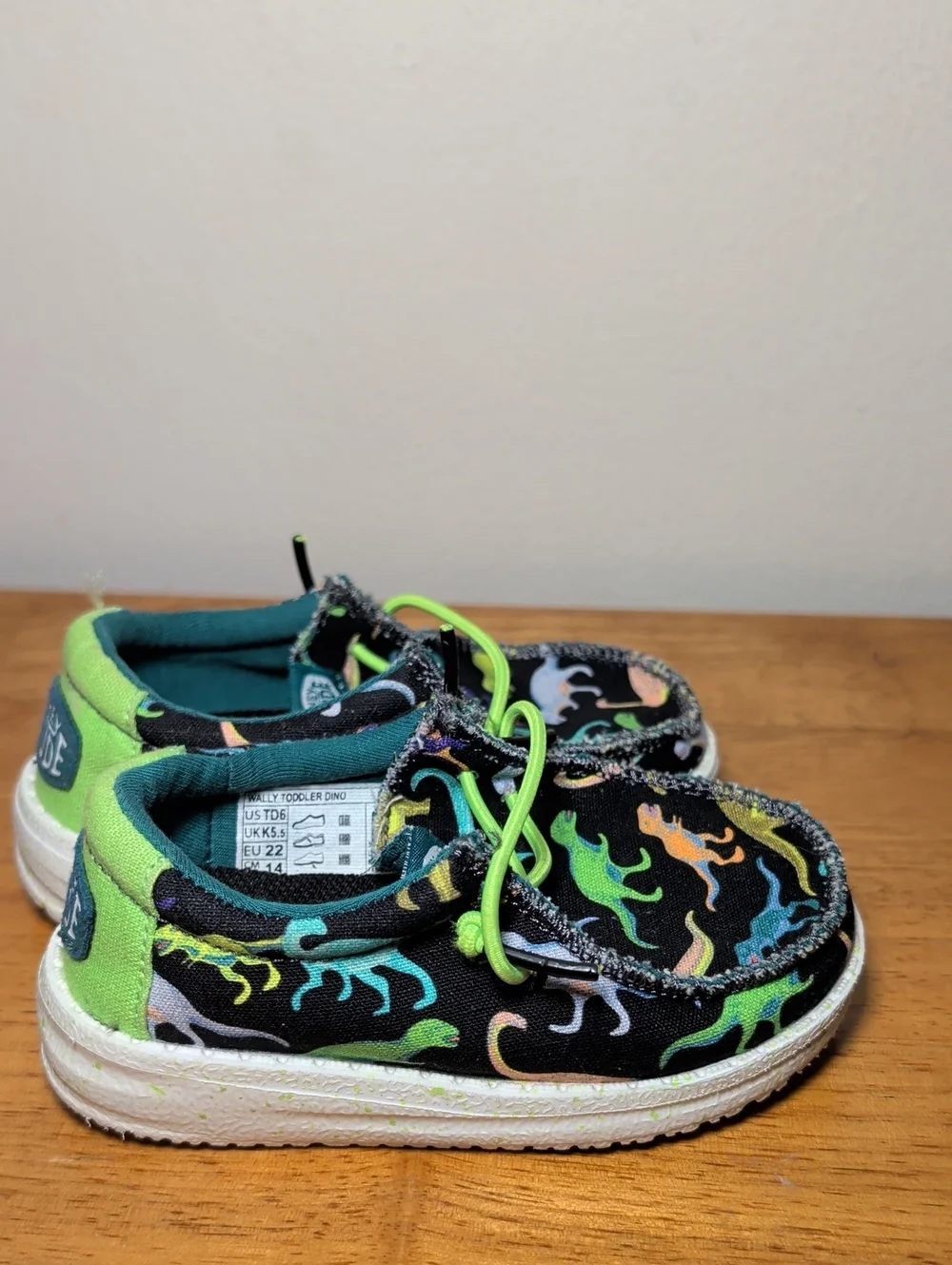 Hey Dude Wally Toddler Dino Print Shoes Blue Neon Green Boys Size 6